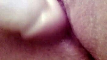 Sexy Latina Milf Masturbates Her Wet Ass Passionately.