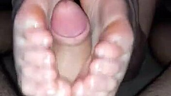reverse footjob cumshot tease