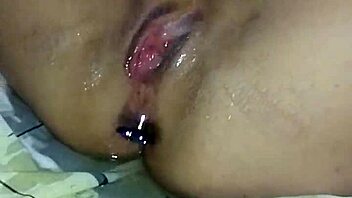 i'm masturbating and squirting all over the bed in my fantasies