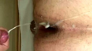 eu tomando no cu gostoso at� levar uma leitada em cima da minha bunda