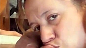 la mejor mamada sexi con un monster cock que provoca orgasmos