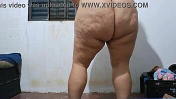 shaking my big latina ass for my man