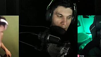 joycgee and fancy 4 on webcam chat