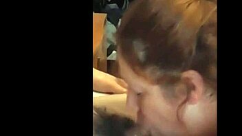 la mejor mamada sexi con un monster cock que provoca orgasmos