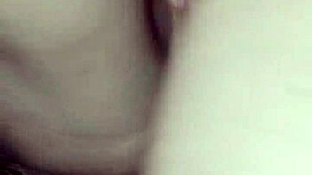 E aí comi o buraco apertado quente da minha irmã postiça