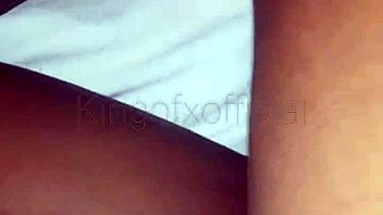 ملء كس مبتدئة كريمي واستمرار النيك بقوة