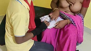 Индијска учитељица први сусрет у хинди видеима