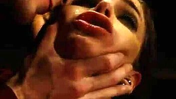 I luv Sydney Cole dominatin me