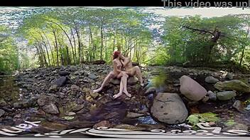 Amateur Ana, Molly, dan Belle jelajahi hasrat lesbian di luar. Gairah rambut merah mereka menyala di bawah matahari