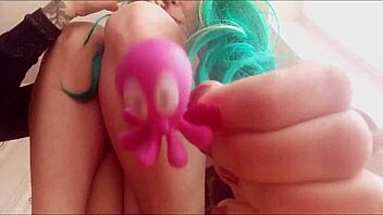 spell turned me into giantess, now i'm so horny oops