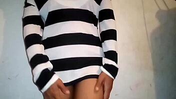 agathatey 1 moves her big ass and poses in sexy ways