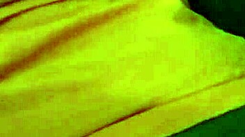 19-year-old teen gives a deepthroat blowjob