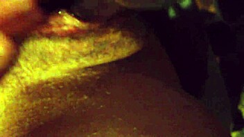 Kys achieves orgasm with a bottle, getting wet and cumming