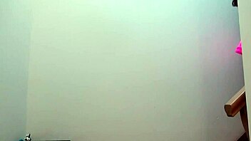 petite shemale natasha rotten intensely fucks her ass with dildo