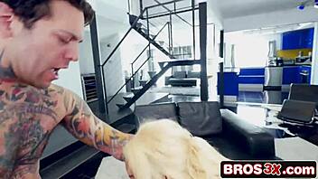 cockloving latina babe luna star gets double penetrated by two big cocks 😍