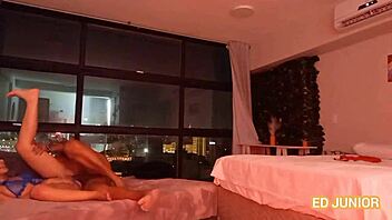 Dotado macetando uma noviha que conheceu pulando carnaval completo no red e no sheer