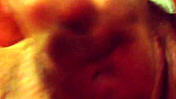 Kys achieves orgasm with a bottle, getting wet and cumming