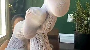 hot babe enjoys some solo time with big tits