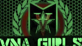 julia ann gives handjob and sucks in threesome