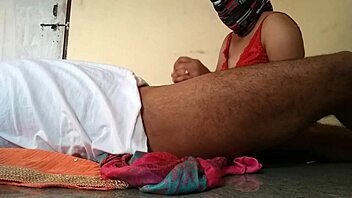 Indian Bhabhi Gives Outdoor Blowjob In Lingerie