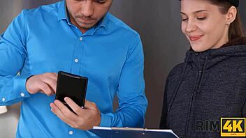 Delivery Girl Licks Guy's Ass For Good Tips In Rimjob