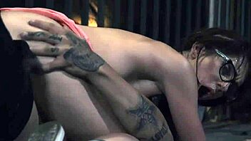 Is This Beauty Ready For Outdoor Pickup Fuck?