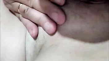 i'm licking my girl's pussy with tongue and muff diving.