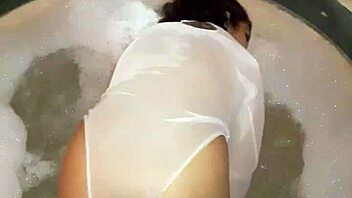 chica cachonda dice, me mojo mucho despues de la paja