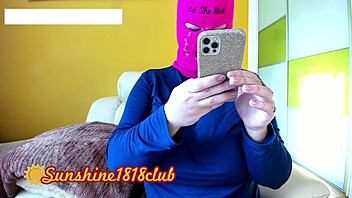 Busty Webcam Model Show!