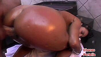 Hard Bathroom Fucking With Naughty Babe!