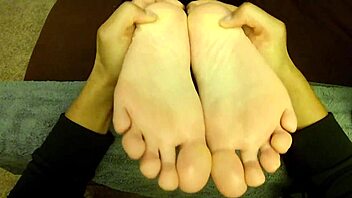 Sunny Grove Gives Intense Footjob