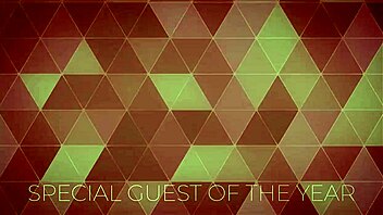 i join gangbang with tall mommy using banana in secondlife