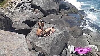 amateurs have gay sex on rio's public beach