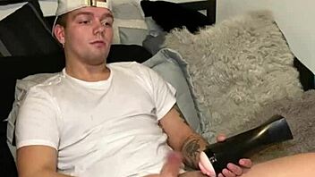 hot sends fuck buddy a video for her to get off to instagram joshuaaalewisss