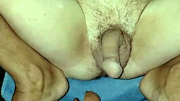 bouncing on my dildo 😏