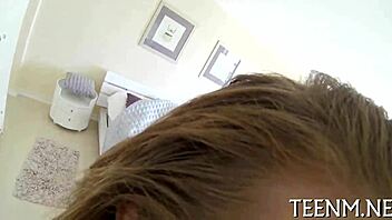 Sexy Brooke Wylde shows off her natural assets in steamy encounter