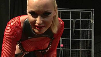 Smalltit Lesbian Anally Fucked With Strapon