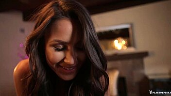 playboy candace leilani skida se polako