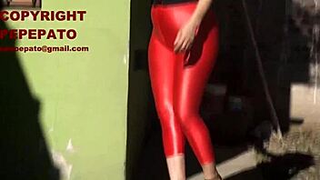 Argentinian Milf in Tight Leggings Drives Me Wild