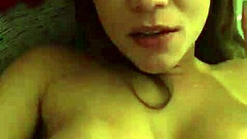 hot venezuelan latina masturbates alone