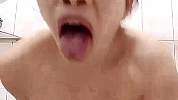 Drømmer om to store svarte kukker for min herre