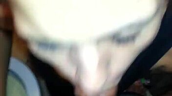 Casual oral encounter with focus on sucking.