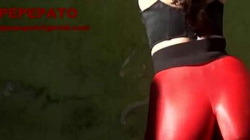 Argentinian Milf in Tight Leggings Drives Me Wild