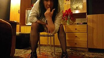 Damn, hot milf Klaudiaamergirl solo is fire