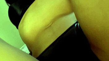 Jade Vixen in seductive black nylons and legwear