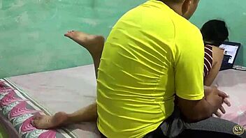 Cum in Stepsister's Tight Pussy