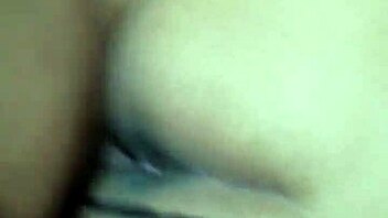 Con Lencer�a Negra Se Deja Montar Y Pide M�s In Sexy Latina Ass Doggystyle.