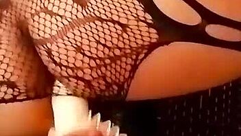 does this anal masturbation make you cum as hard as it does me?