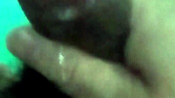 Hot Lechita Awaits for Voyeuristic Pleasure Seekers Now