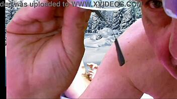 Santa eats my shaved pie with Agarabas close up